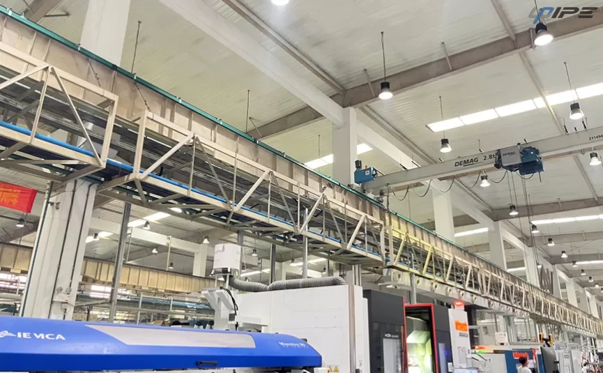 Applications industrielles des tuyaux d'air comprimé en aluminium bleu
