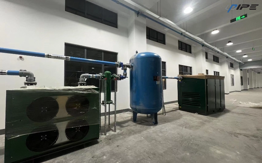 Disposition d'installation des tuyaux d'air comprim&eacute; pour l'alimentation en air d'usine