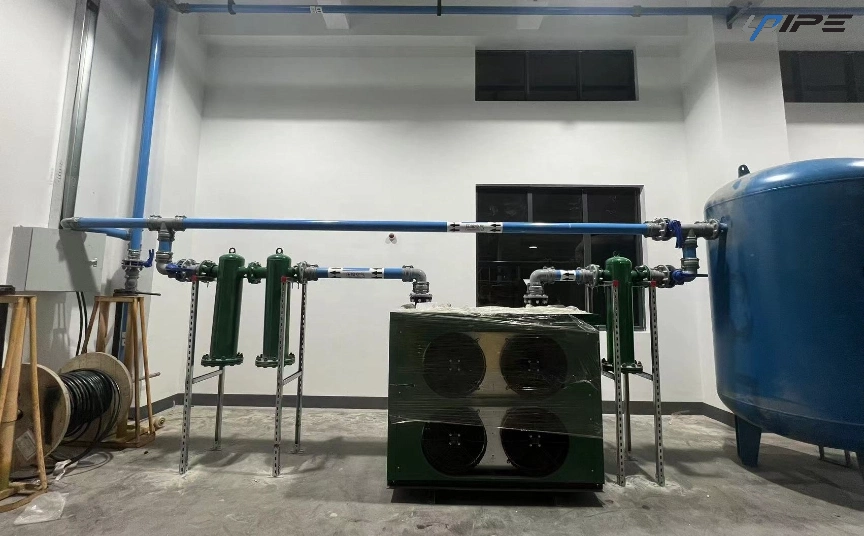 Tuyau bleu pour la distribution d'air comprim&eacute; dans les installations pneumatiques