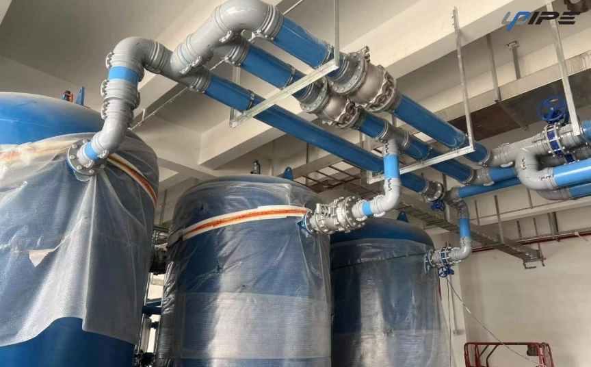 Disposition du syst&egrave;me d'air comprim&eacute; en atelier pour une distribution de pression constante